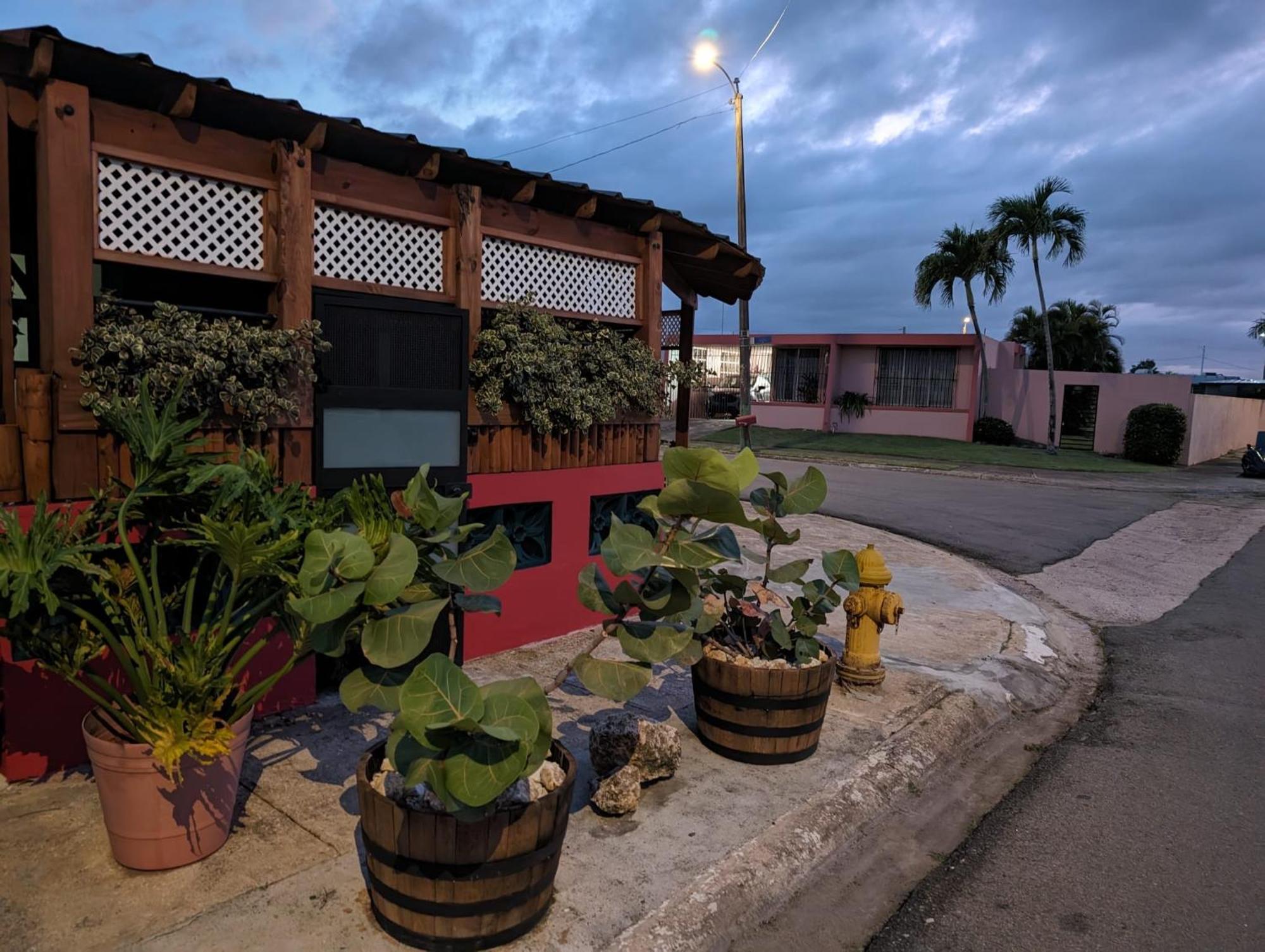 Moon'S Place Toa Baja 外观 照片